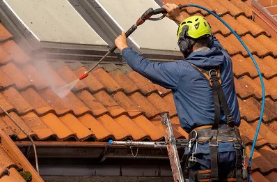 Démoussage et hydrofuge de toiture à Rumegies